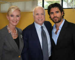 Image of Eduardo Verastegui with presidential candidate Sen. John McCain and his wife, Cindy. (Photo courtesy of Nilda R. Pedrosa.)
 
