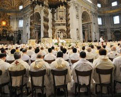 Image of Bishop Echavarría also referred to the upcoming Year for Priests, convoked by Benedict XVI from June 19 of this year through June 19, 2010.