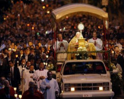 Image of With the Eucharist, therefore, heaven comes down to earth, the tomorrow of God descends into the present and it is as if time remains embraced by divine eternity, the Bishop of Rome explained.