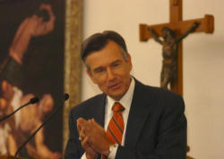 Image of Professor, soon to be Ambassador, Doug Kmiec.

