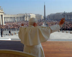 Image of Twelve representatives of the poor sat at the Holy Father's table, including a four-person Gypsy family, a 34-year-old political refugee from Afghanistan, a 90-year-old Italian widower, and a 25-year-old man in a wheelchair who was abandoned by his family because of his handicap.