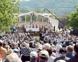 Image of The former head of the Lourdes Medical Bureau is affirming that all people can receive a cure at Our Lady's shrine if they pray and hope for it with perseverance.