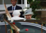Image of Pope Benedict XVI meeting the Queen upon his arrival 