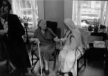 Image of Servant of God, Dorothy Day with Mother Teresa 