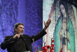 Image of Presidential hopeful Rick Perry after signing the Susan B. Anthony Fund's pledge against abortion and for the Right to Life