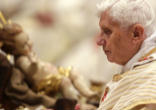 Image of Pope Benedict and the child in the manger on Christmas eve