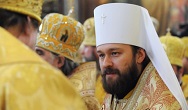 Image of Metropolitan Hilarion, head of the Department for External Relations of the Moscow Patriarchate, condemns threats of NATO intervention without a UN mandate. More victims will be 