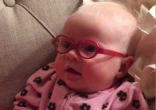 Image of Amazing moment a baby girl sees her mother clearly for the first time (Jukin).