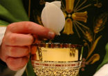 Image of Muslim men are not allowed to drink wine - but these men were not Muslim.