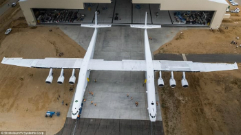 The Stratolaunch is now the world's largest airplane by wingspan.