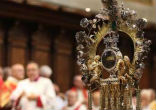 Image of The miracle of St. Januarius was recreated on September 19, 2017.
