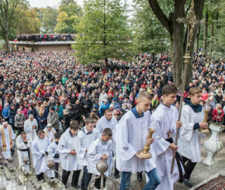 Millions of Catholics gathered at the borders, and at 4,000 locations across the country to pray the Rosary.