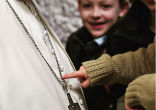 Image of A little pilgrim caught the pope's eye.