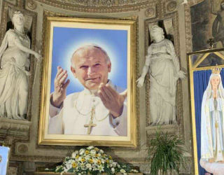 Divine Mercy Chaplet in Rome holds relics of St. Faustina Kowalska and St. John Paul II.
