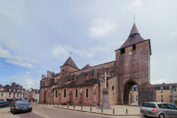 A cathedral in southwestern France