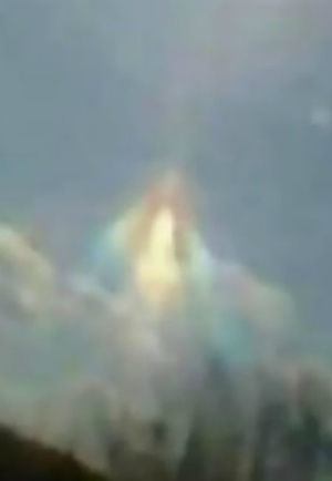 Image of This image of the Virgin Mary was captured in San Carlos, Argentina. Locals believe it to be a sign. 
