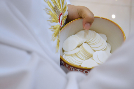 A Eucharistic miracle was reported at St. Thomaston's St. Thomas Church in Connecticut. A Eucharistic miracle was reported at St. Thomaston's St. Thomas Church in Connecticut.