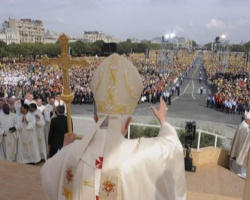 Image of Once again, the crowd far exceeded expectations as the successor of St. Peter, the Vicar of Christ, called France and all of Europe to return to their Christian roots in order to build a future of true freedom and human flourishing.