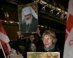 Image of The late Servant of God John Paul II spoke regularly of the need for the Church to breathe once again with “two lungs”, East and West. Patriarch Kirill’s election gives many, myself included, a growing hope that this day may be on the horizon. “May he have many years!”