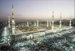Image of Wahhabi clerics are asking King Abdullah to destroy the tomb of Mohamed. 
