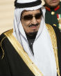 Image of King Salman visits the Riviera Beach in France together with 1,000 of his entourage.