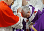 Image of Pope Francis explains how Lent is linked to hope.